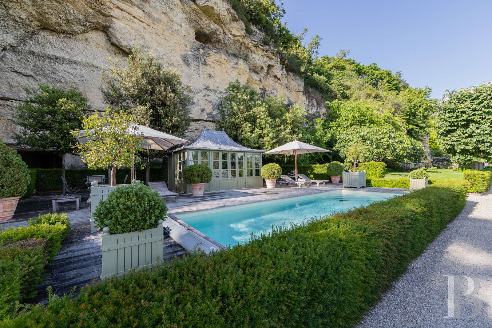 The outbuildings of an 18th-century manor house and its certified «remarkable» garden on the banks of the Loire to the east of Tours - photo  n°7